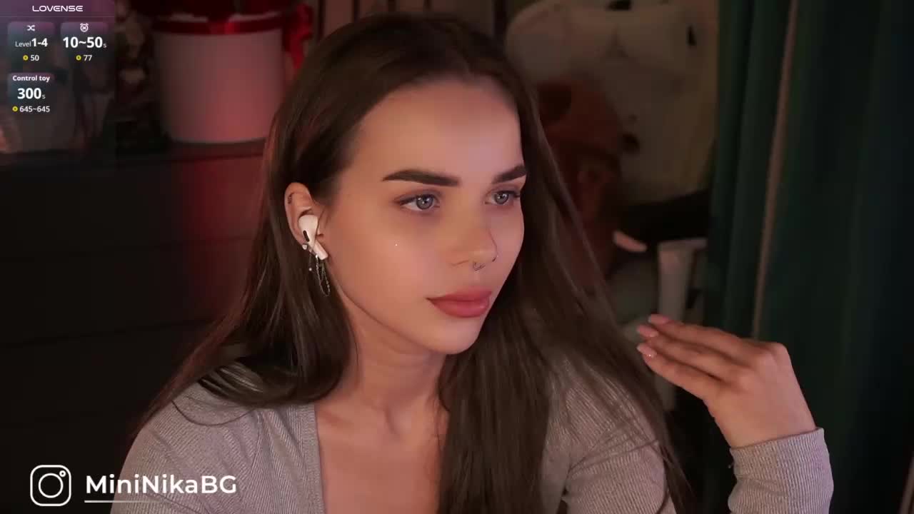 MiniNika Cam Model Chat September 27, 2025