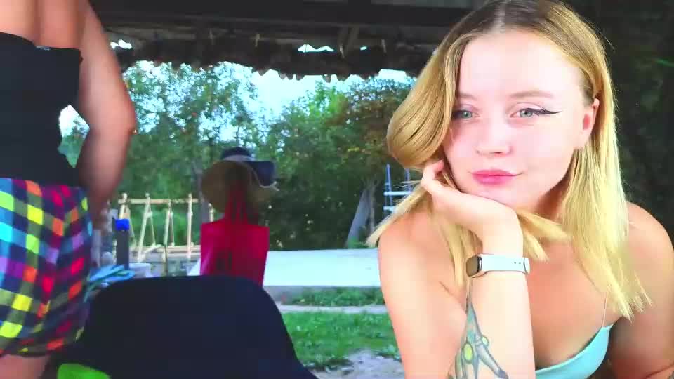 sassy_seasons Cam Model Chat September 27, 2025