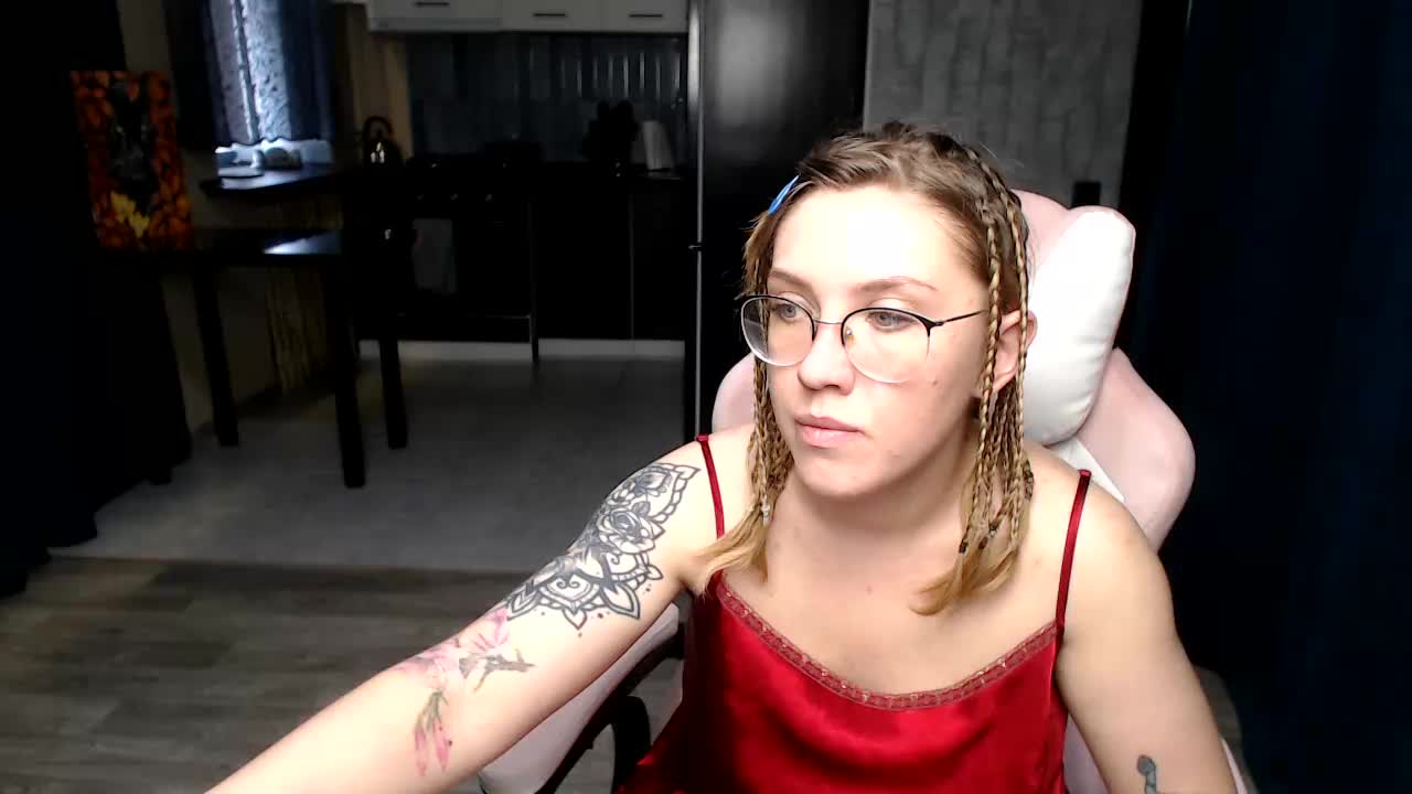 Regimasmile Cam Model Chat September 27, 2025