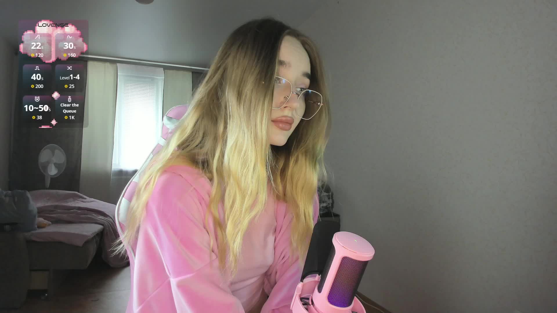 Polikinesis Cam Model Chat September 27, 2025