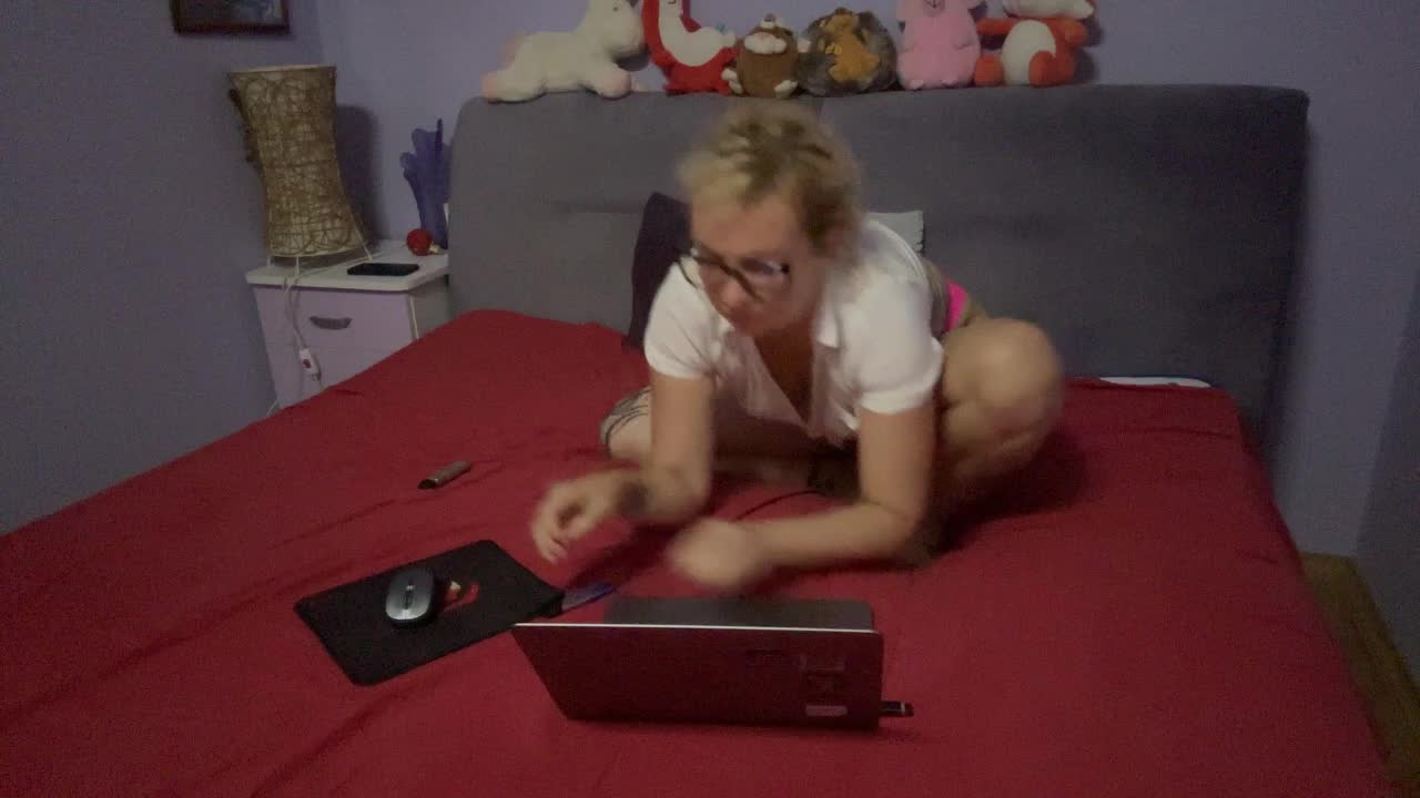 Oksana494 Cam Model Chat September 27, 2025