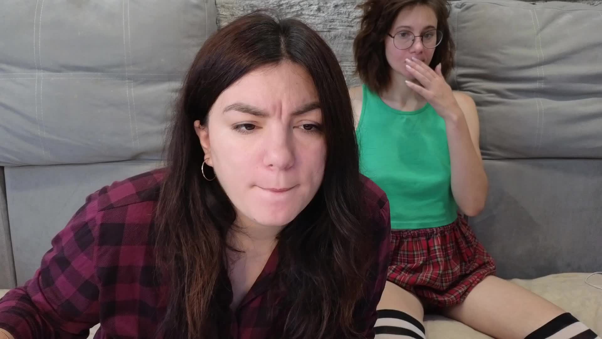 sosgirl1994 Cam Model Chat September 27, 2025