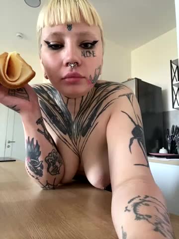 tradishka Cam Model Chat September 27, 2025