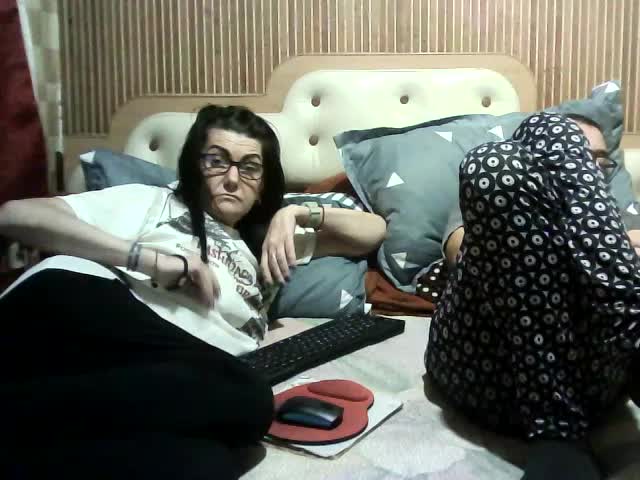 coupleofcoolx Cam Model Chat September 27, 2025