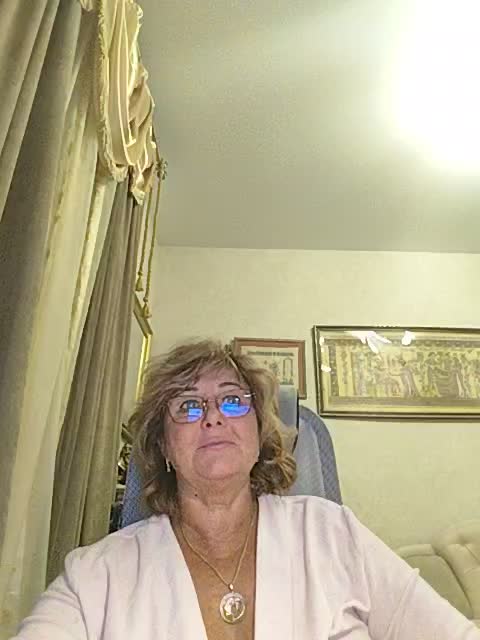 KarinkaSweet Cam Model Chat September 27, 2025