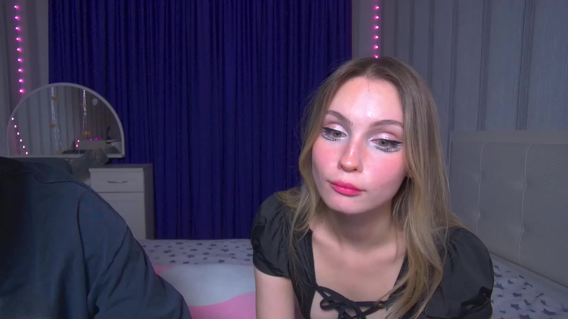 AmyAmy Cam Model Chat September 27, 2025