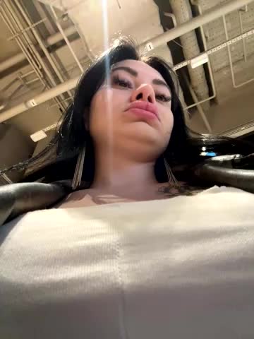 Wet__Bunny Cam Model Chat September 27, 2025