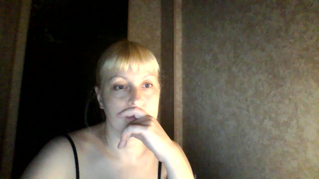 krisss2016 Cam Model Chat September 27, 2025