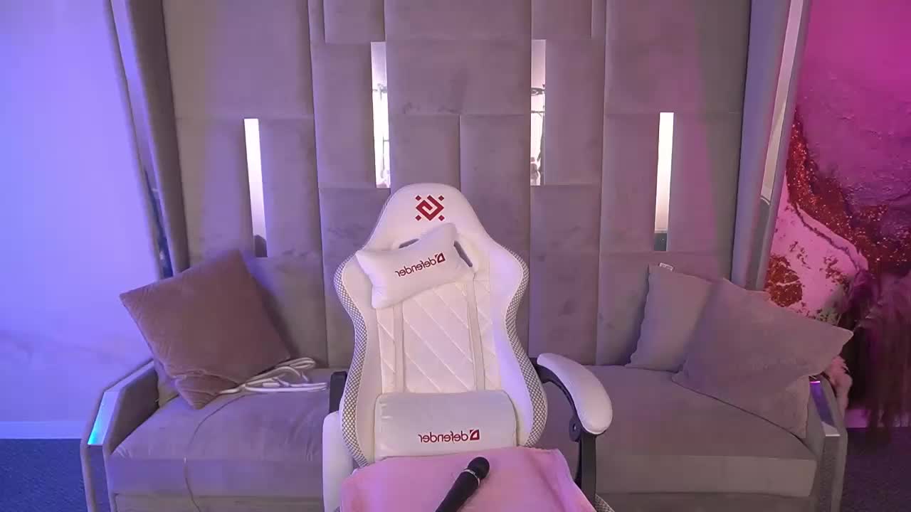 CozyMell Cam Model Chat September 27, 2025