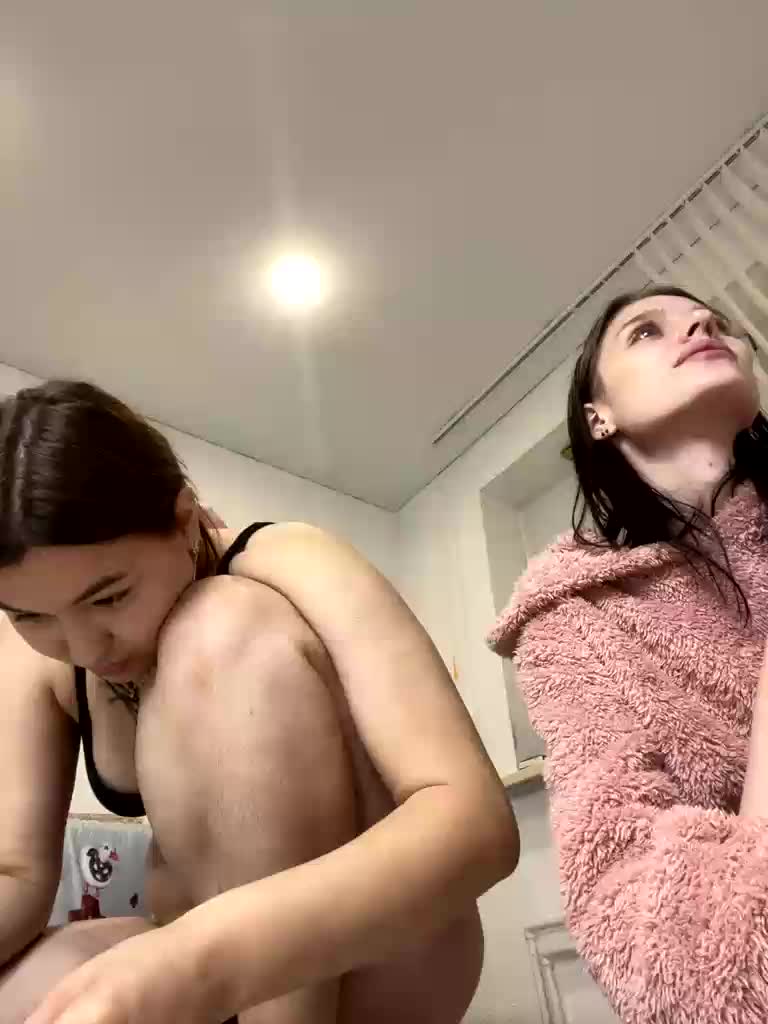 ZoyaVikki Cam Model Chat September 27, 2025