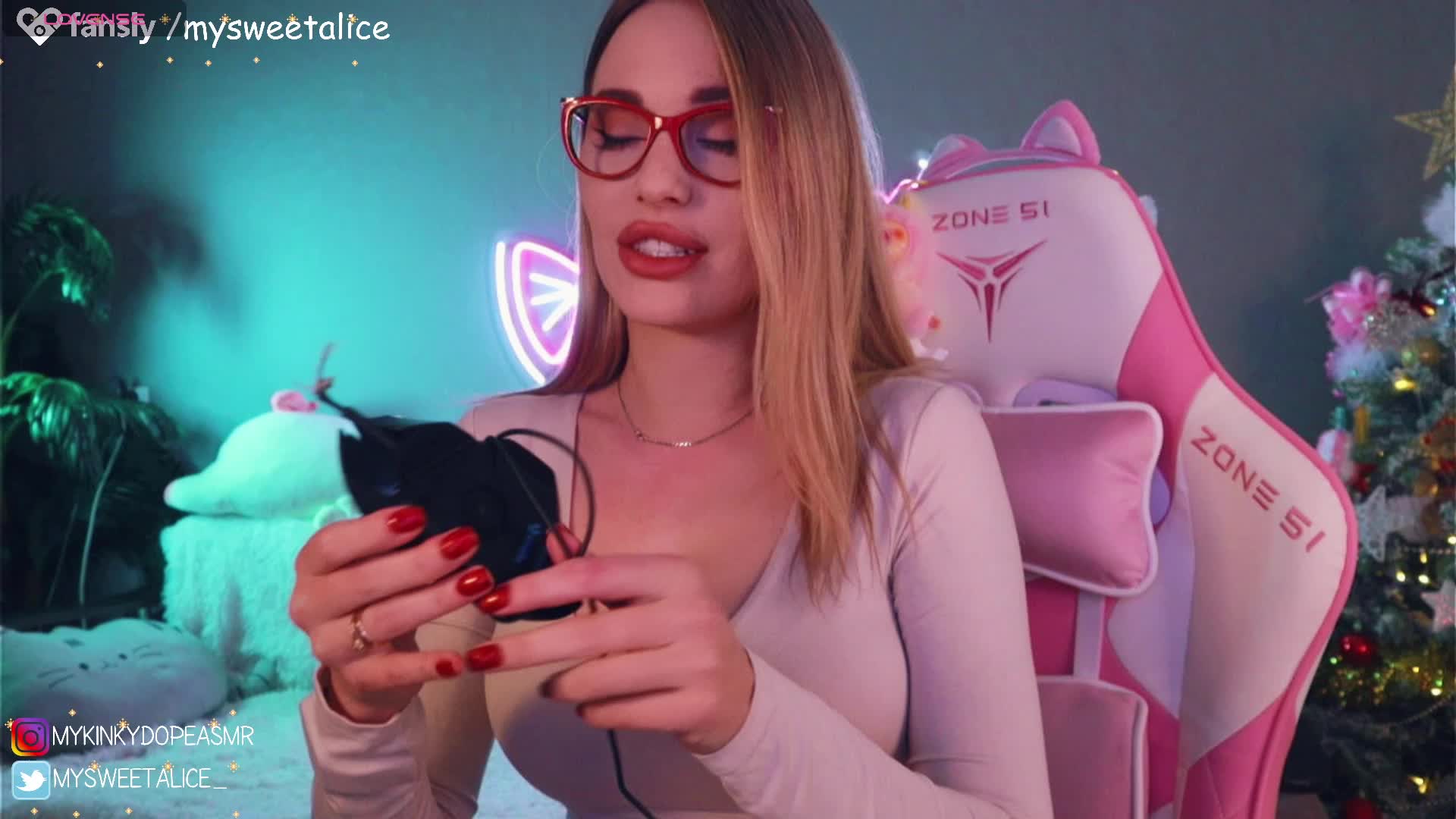 MySweetAlice Cam Model Chat September 27, 2025