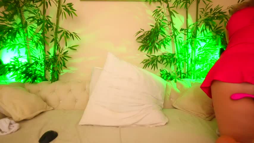 HappyLisa Cam Model Chat September 27, 2025