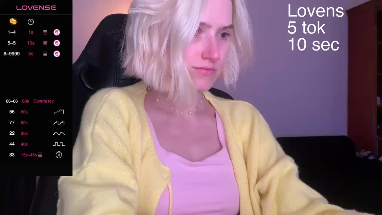 Sexy-Sweets Cam Model Chat September 27, 2025