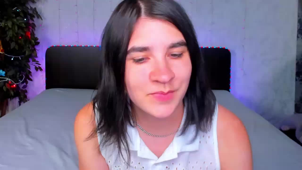 Polly-Love Cam Model Chat September 27, 2025