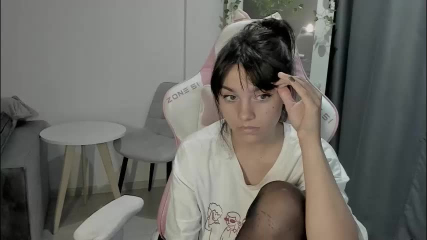 kesh_mne Cam Model Chat September 27, 2025