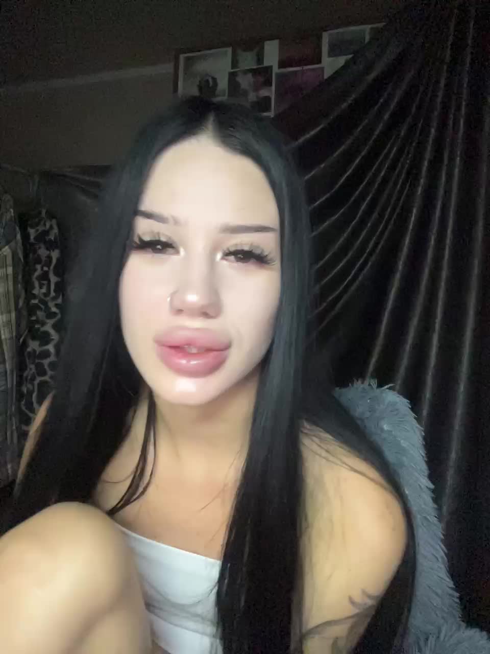 KITTIDI020 Cam Model Chat September 27, 2025