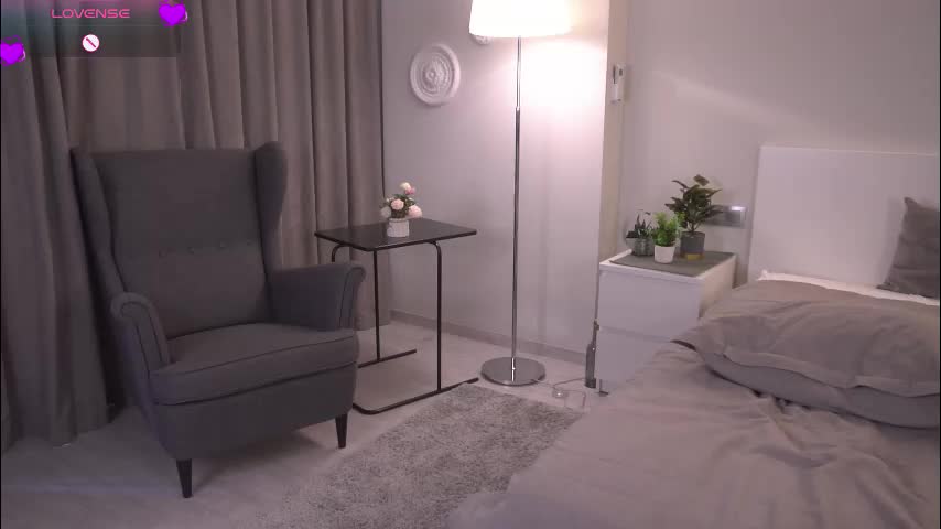 nicoledurham Cam Model Chat September 27, 2025