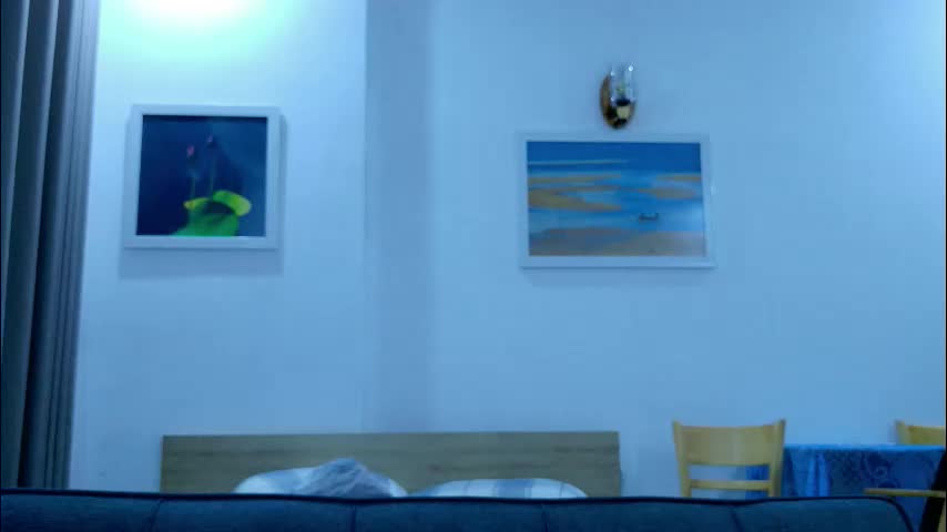 liya_still Cam Model Chat September 27, 2025