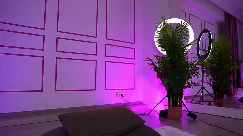 vanessasimon Cam Model Chat September 27, 2025