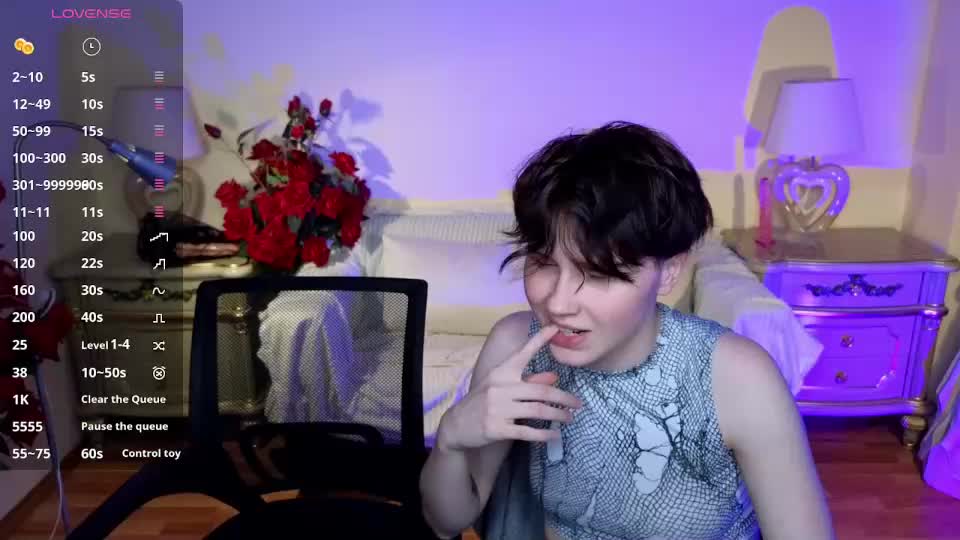 berry_assortment Cam Model Chat September 27, 2025