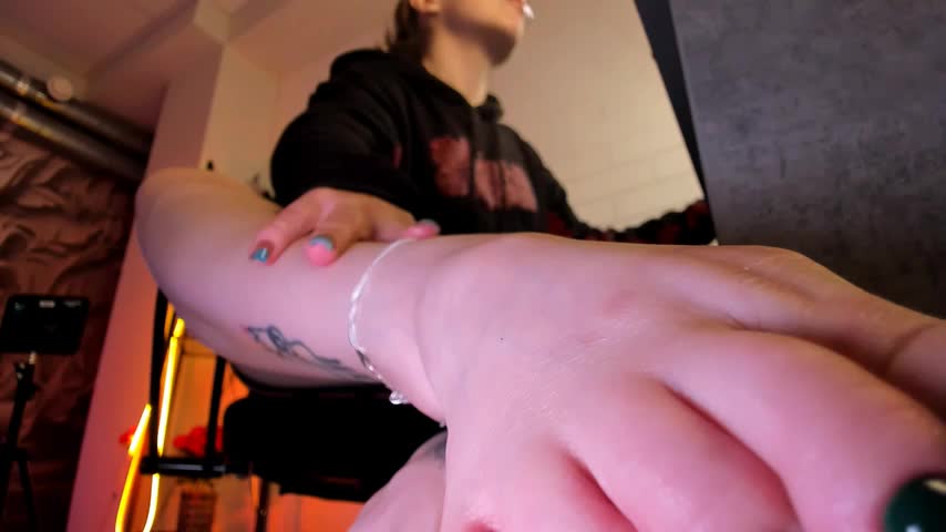 AphexQueen Cam Model Chat September 27, 2025