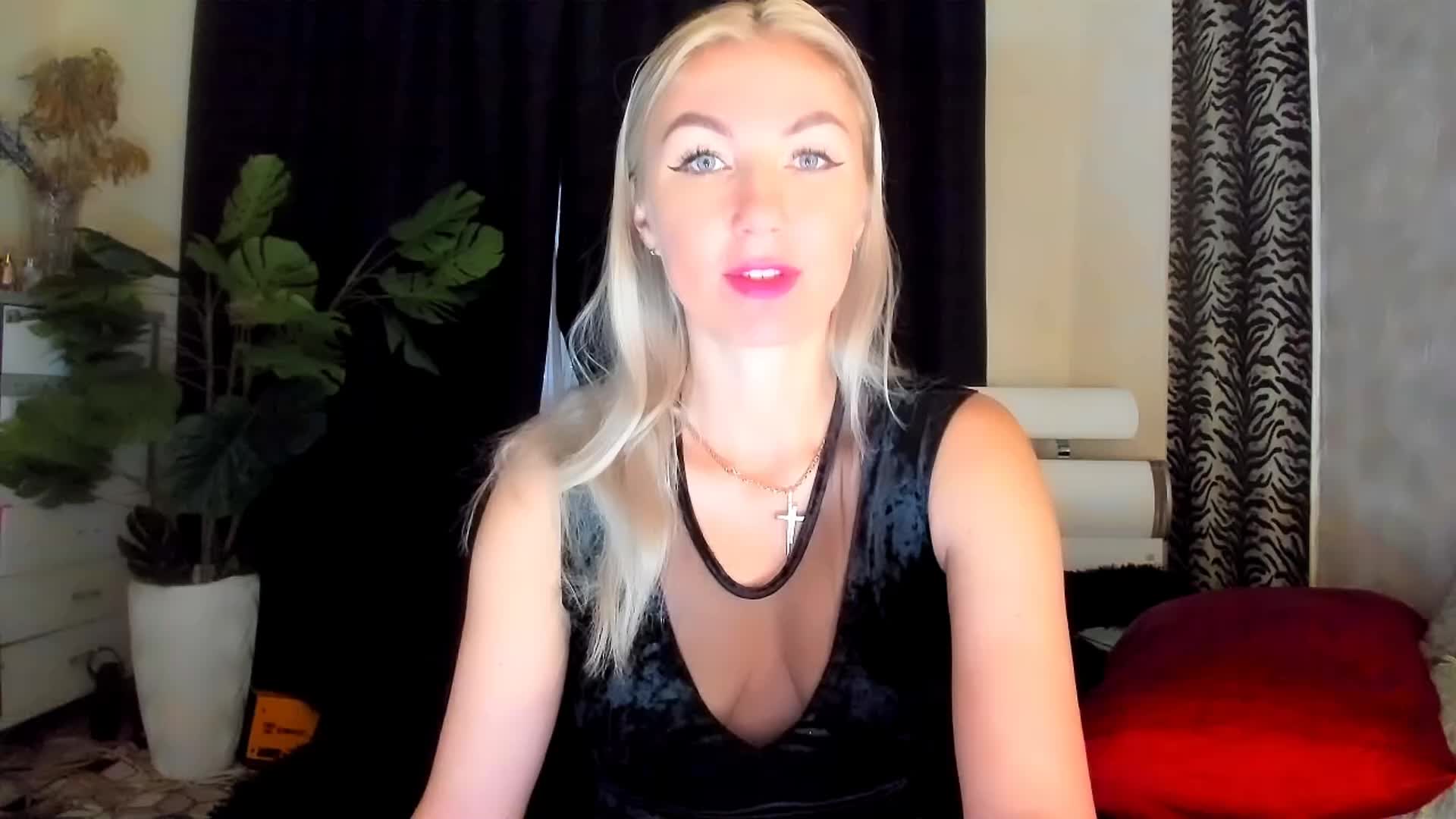 Surreal1 Cam Model Chat September 27, 2025