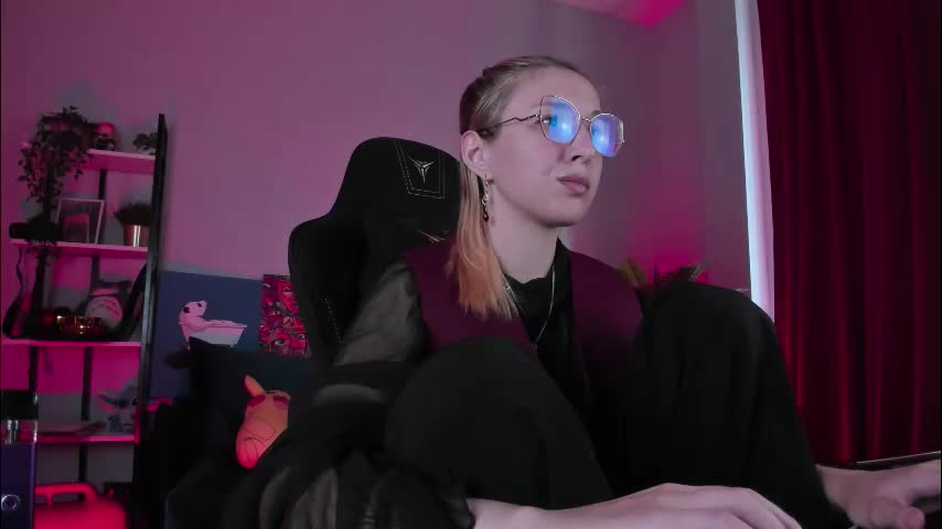 filipinaadams Cam Model Chat September 27, 2025