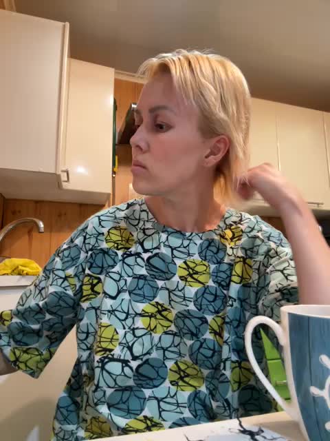 vik77777A Cam Model Chat September 27, 2025