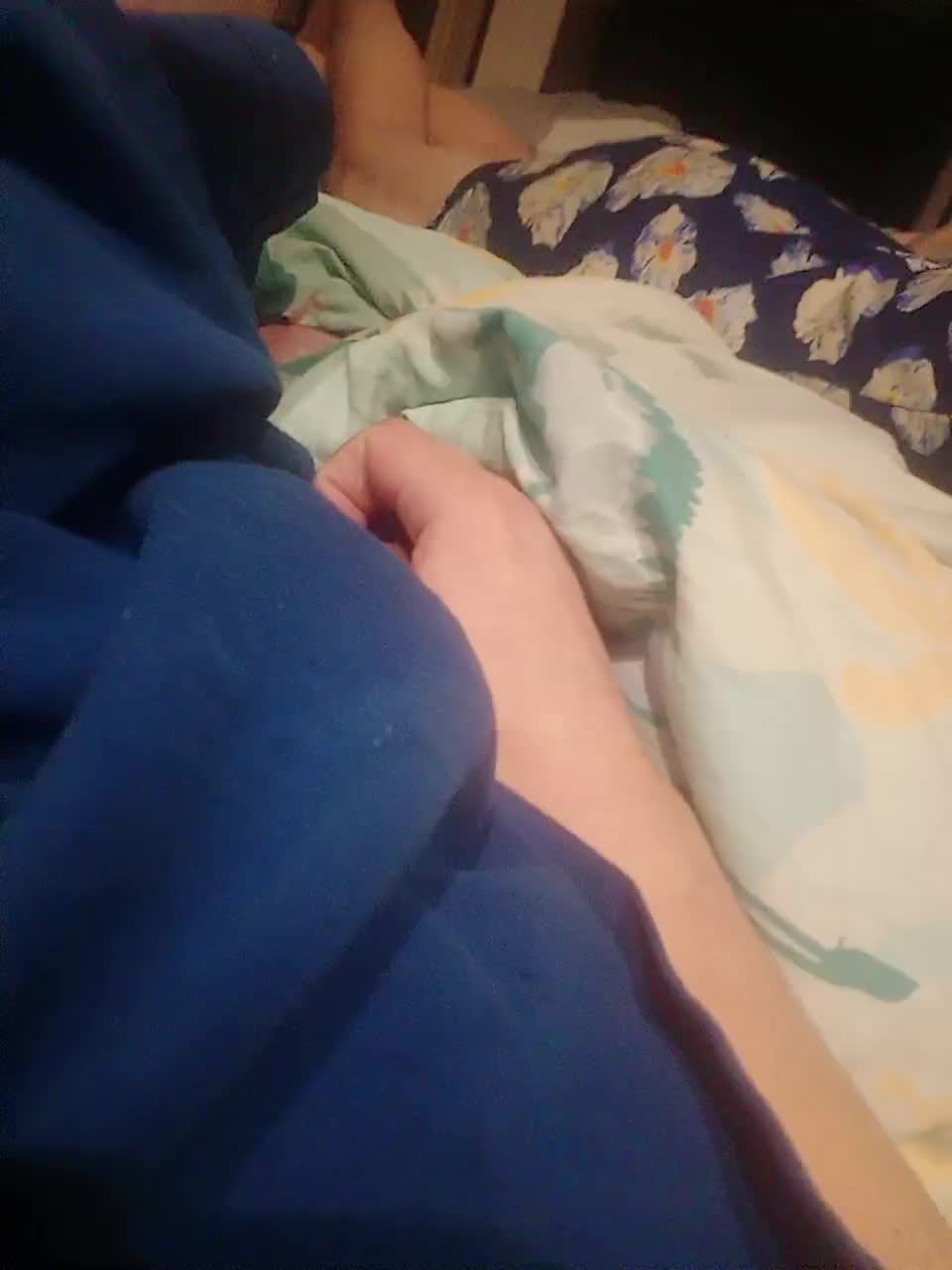 VinepyhPyhtochek Cam Model Chat September 27, 2025