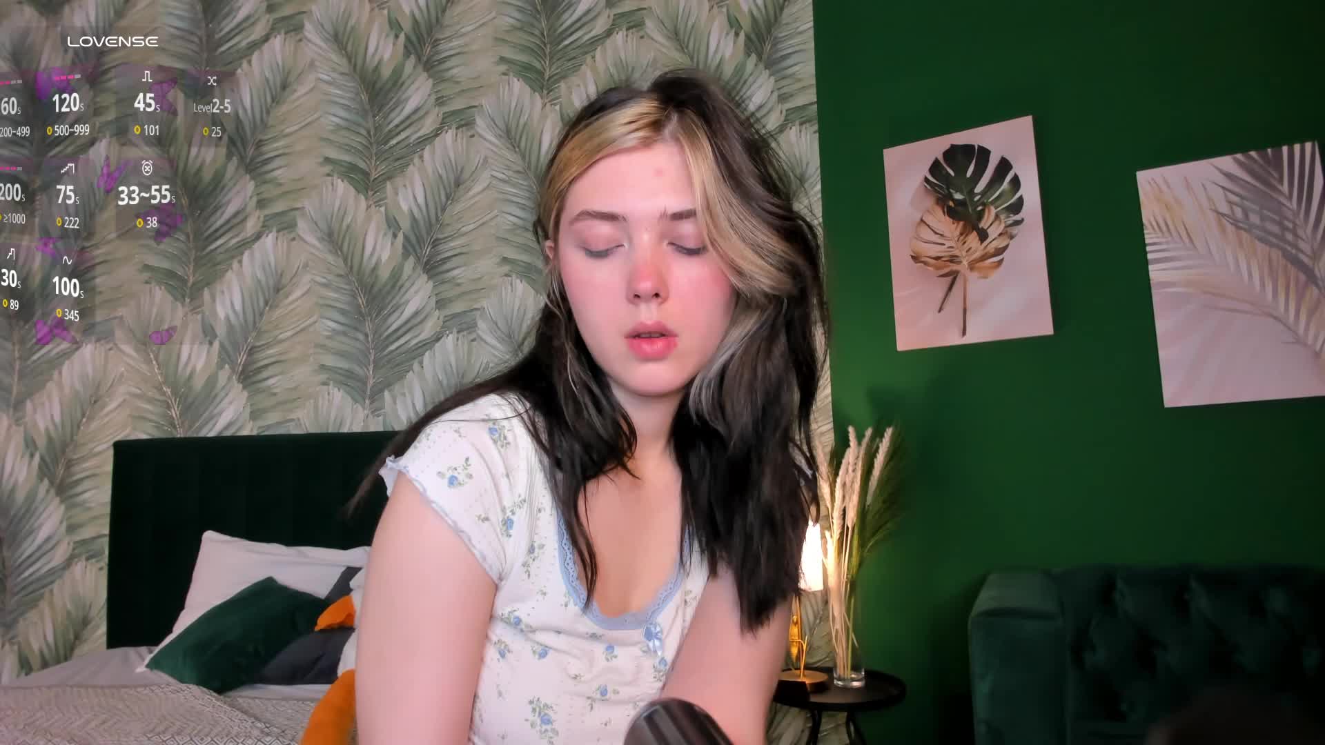 Vanessa-Walters Cam Model Chat September 27, 2025