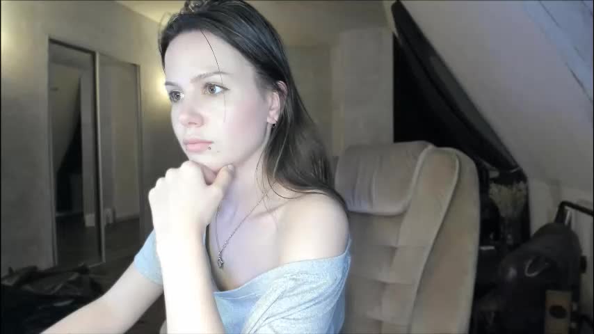 yourher0in Cam Model Chat September 27, 2025