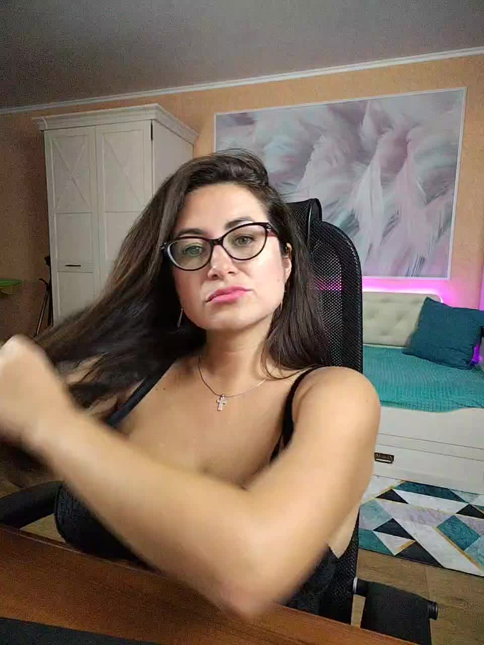 AlicaLovely Cam Model Chat September 27, 2025