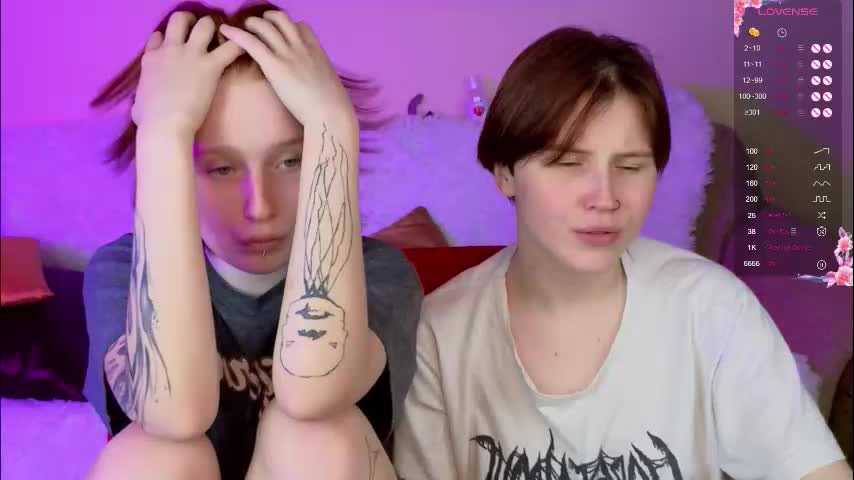 berry_assortment Cam Model Chat September 27, 2025