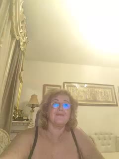 KarinkaSweet Cam Model Chat September 27, 2025