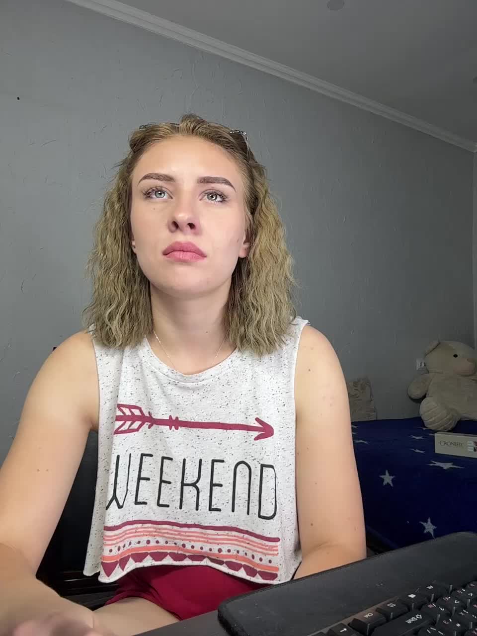 KissyKristy Cam Model Chat September 27, 2025