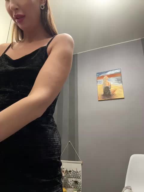 HOT_honey Cam Model Chat September 27, 2025