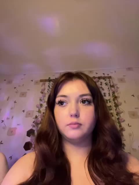 The-best-babies Cam Model Chat September 27, 2025