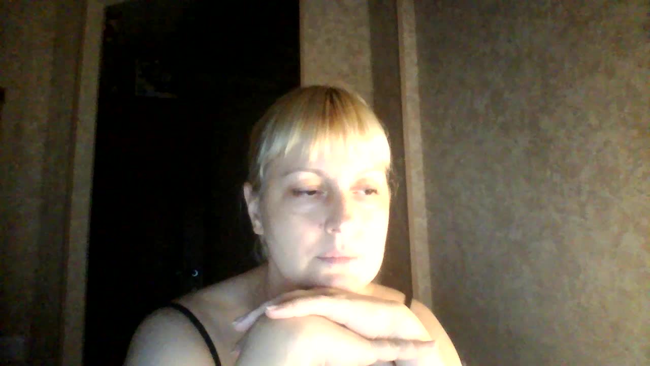 krisss2016 Cam Model Chat September 27, 2025