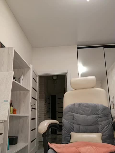 Muse_of_love Cam Model Chat September 27, 2025