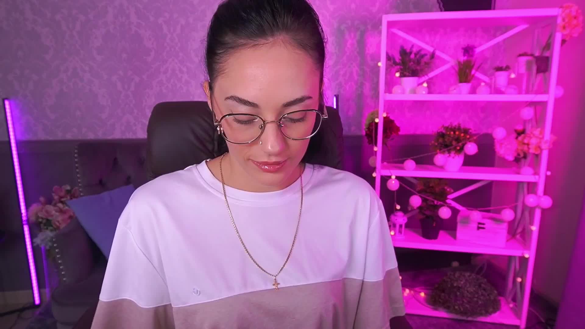 EviLune Cam Model Chat September 27, 2025