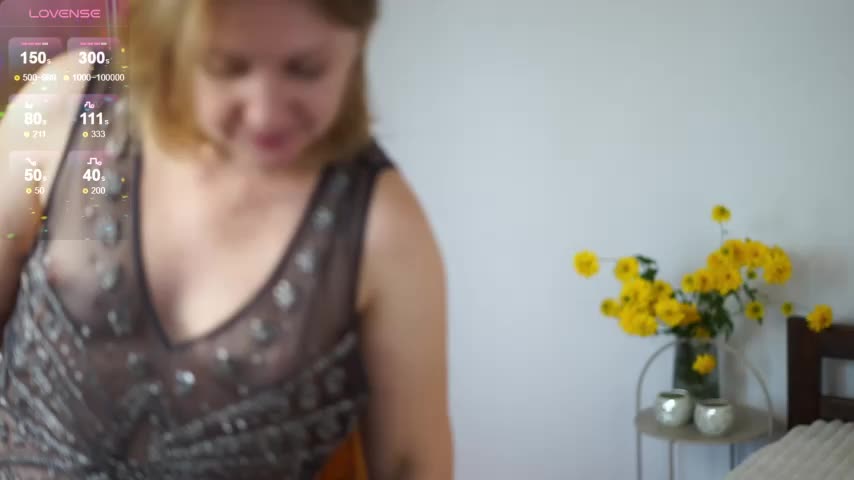 LitleSun Cam Model Chat September 27, 2025