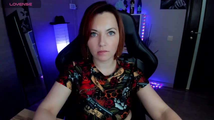 Serena_Woods Cam Model Chat September 27, 2025