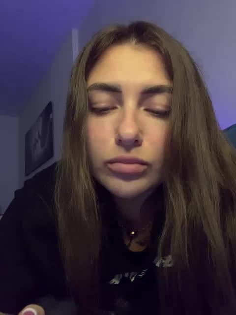 WILDGIRL Cam Model Chat September 27, 2025