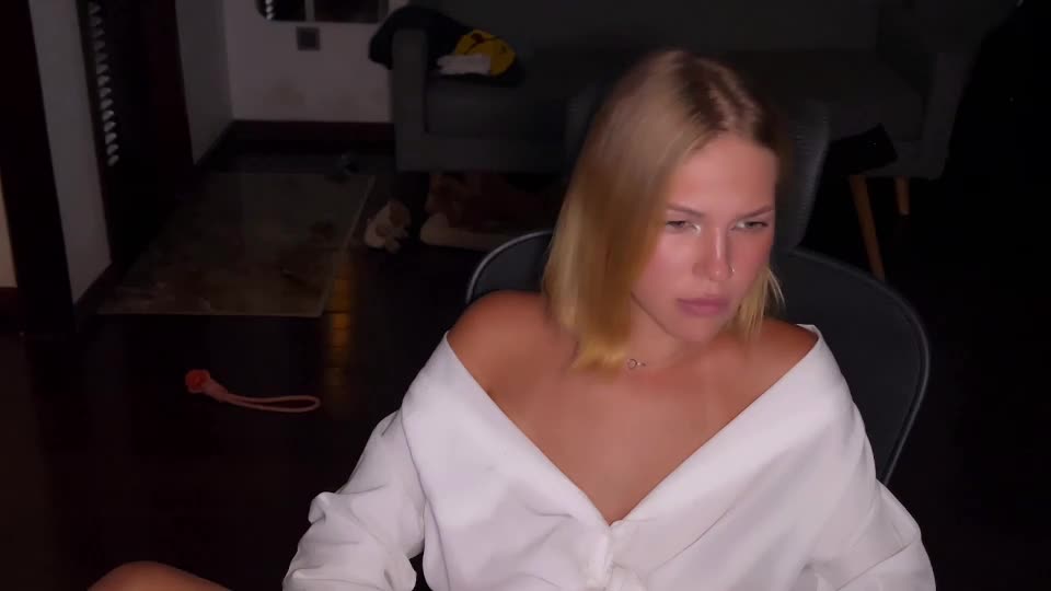 mia_floo Cam Model Chat September 27, 2025