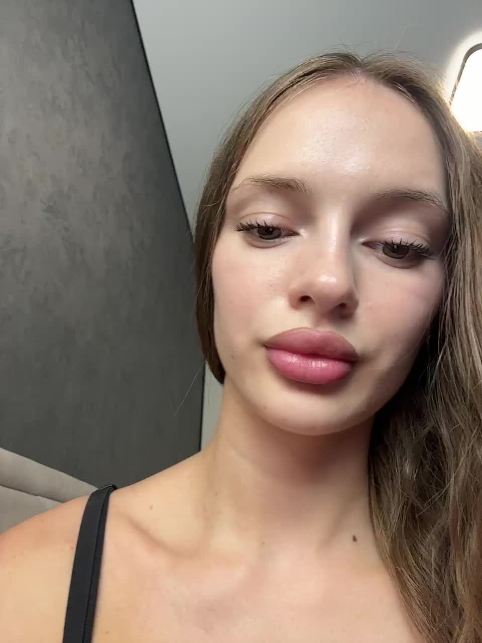 Pussydollnet Cam Model Chat September 27, 2025