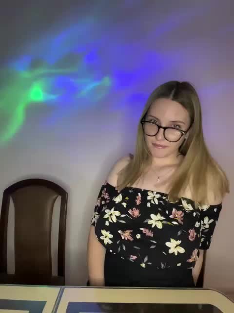 Cris_Mi Cam Model Chat September 27, 2025