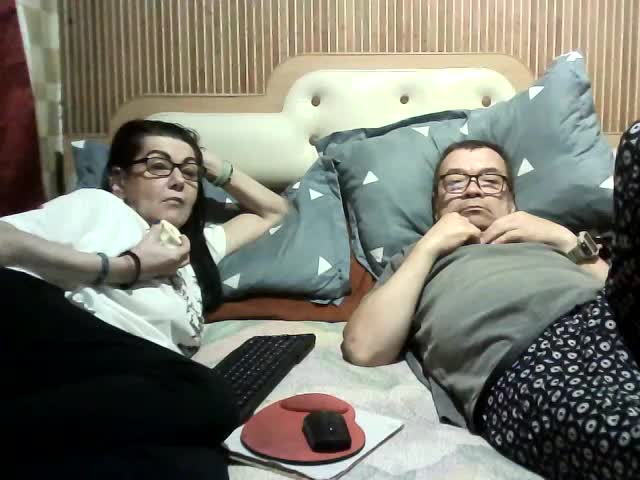 coupleofcoolx Cam Model Chat September 27, 2025