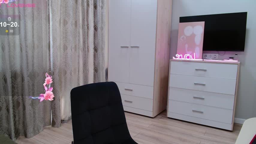 _dkny_ Cam Model Chat September 27, 2025