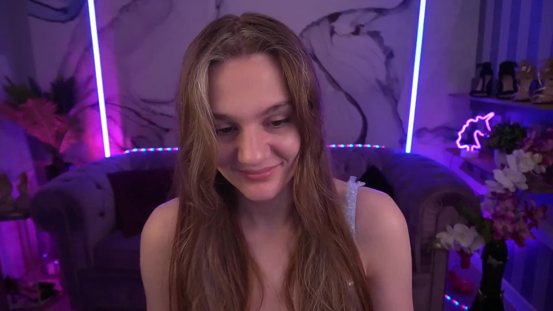 DiamondGoldie Cam Model Chat September 27, 2025