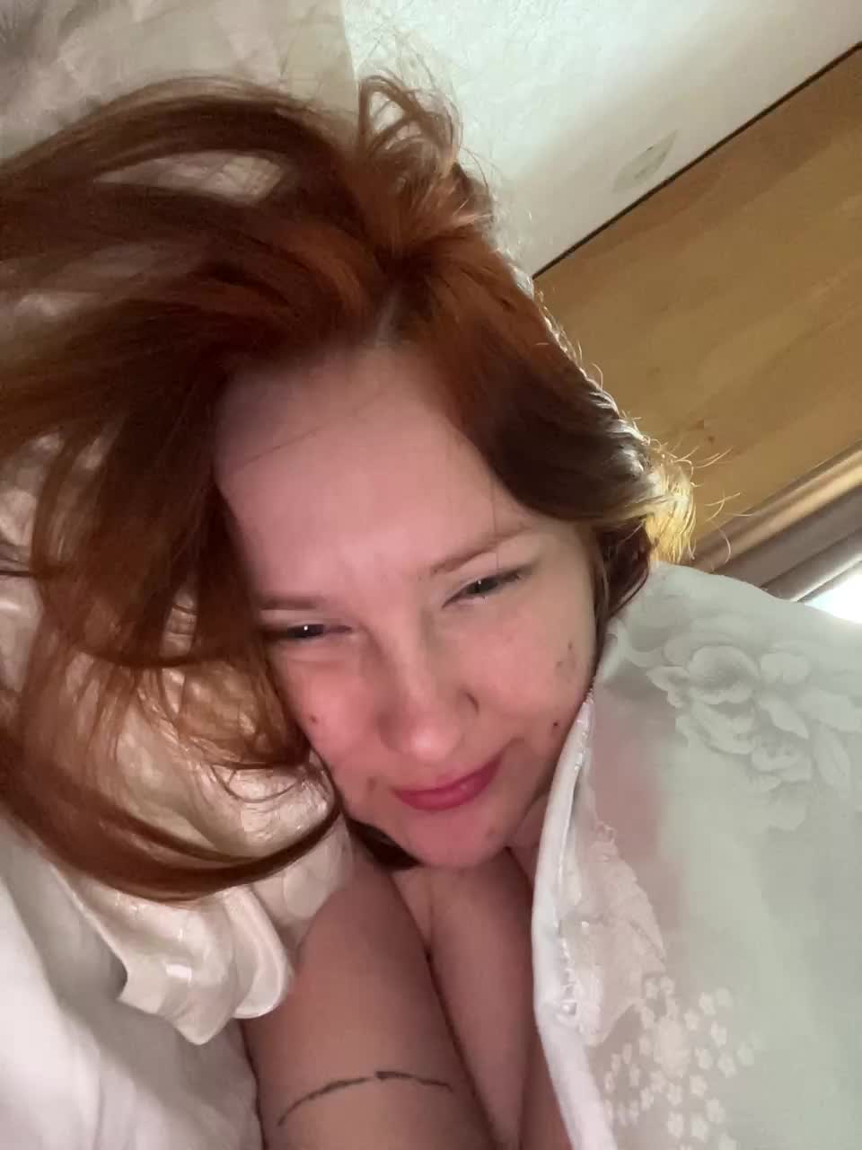 IsabelMoon Cam Model Chat September 27, 2025